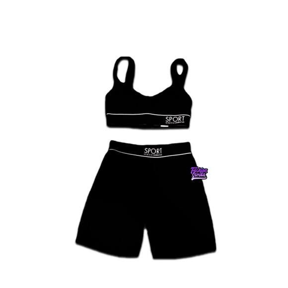 Vintage Dolce & Gabbana Black & White Vintage Sport shorts & sport bra - Picture 11 of 11